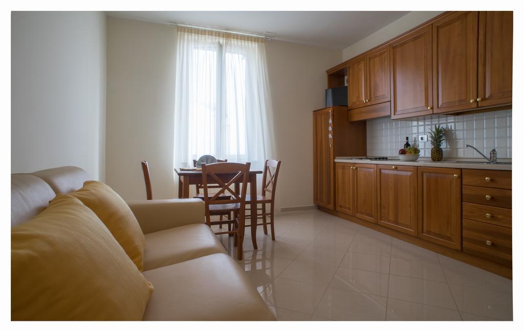 Lido Resort Finale Ligure Exterior foto
